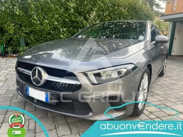 2020 Mercedes Benz A 180