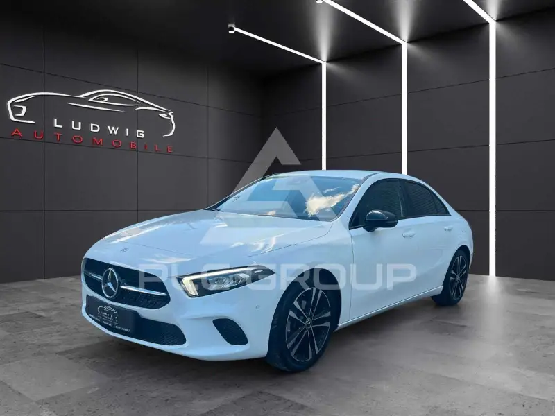 2020 Mercedes Benz A 180