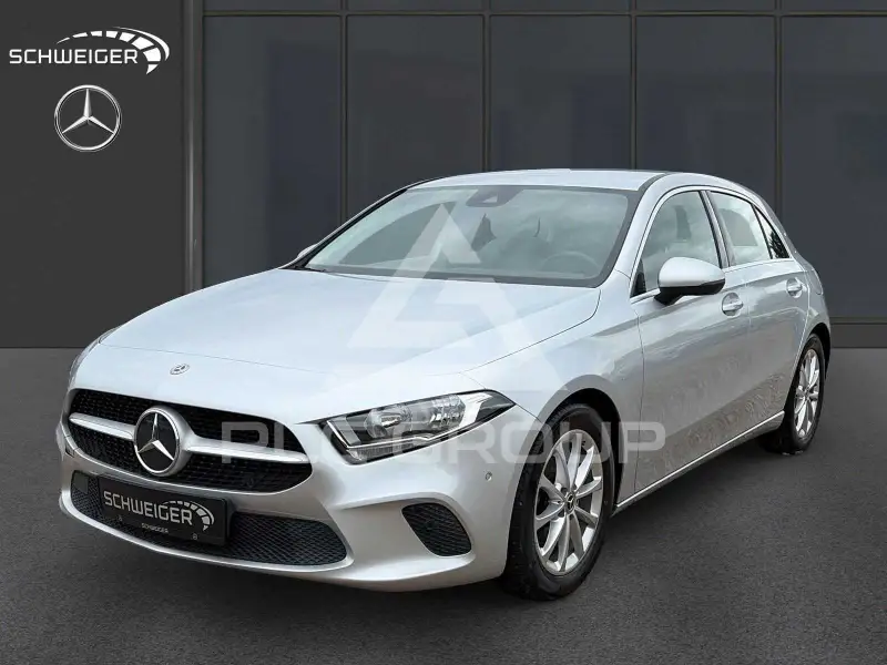 2020 Mercedes Benz A 180