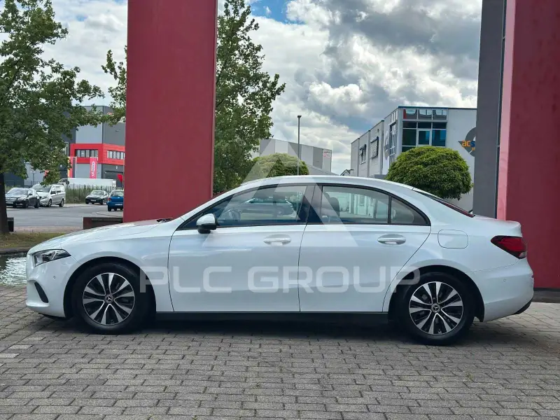 2020 Mercedes Benz A 180