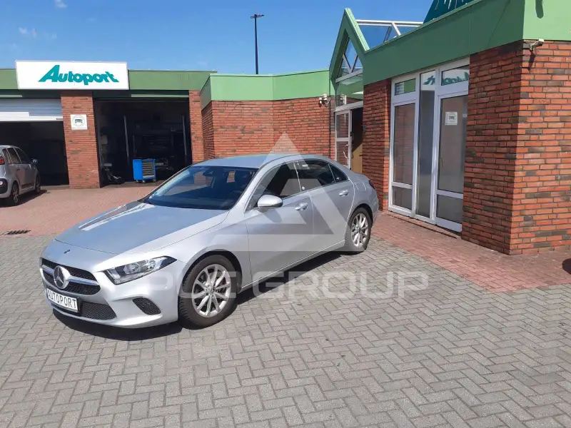 2020 Mercedes Benz A 180