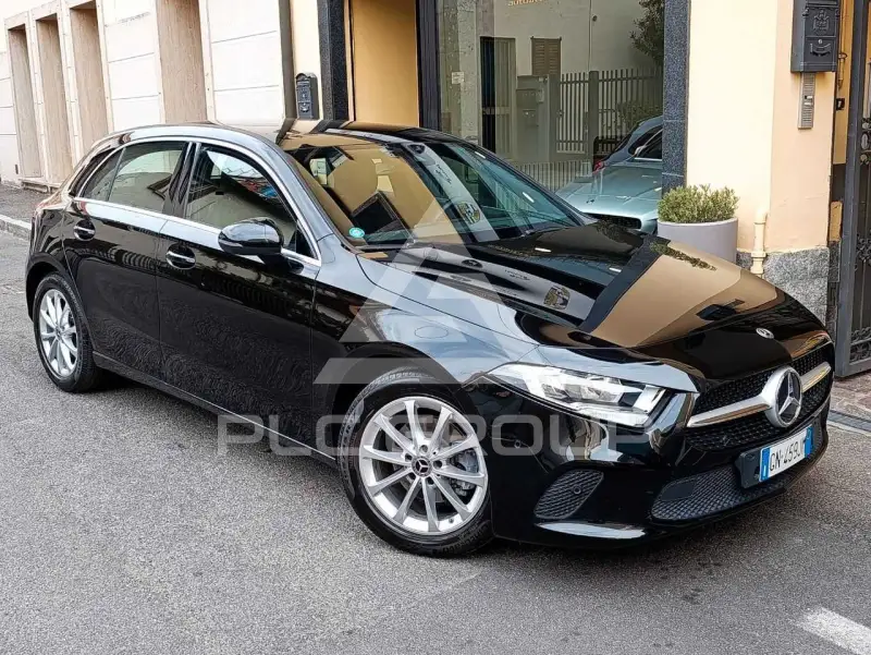 2020 Mercedes Benz A 180
