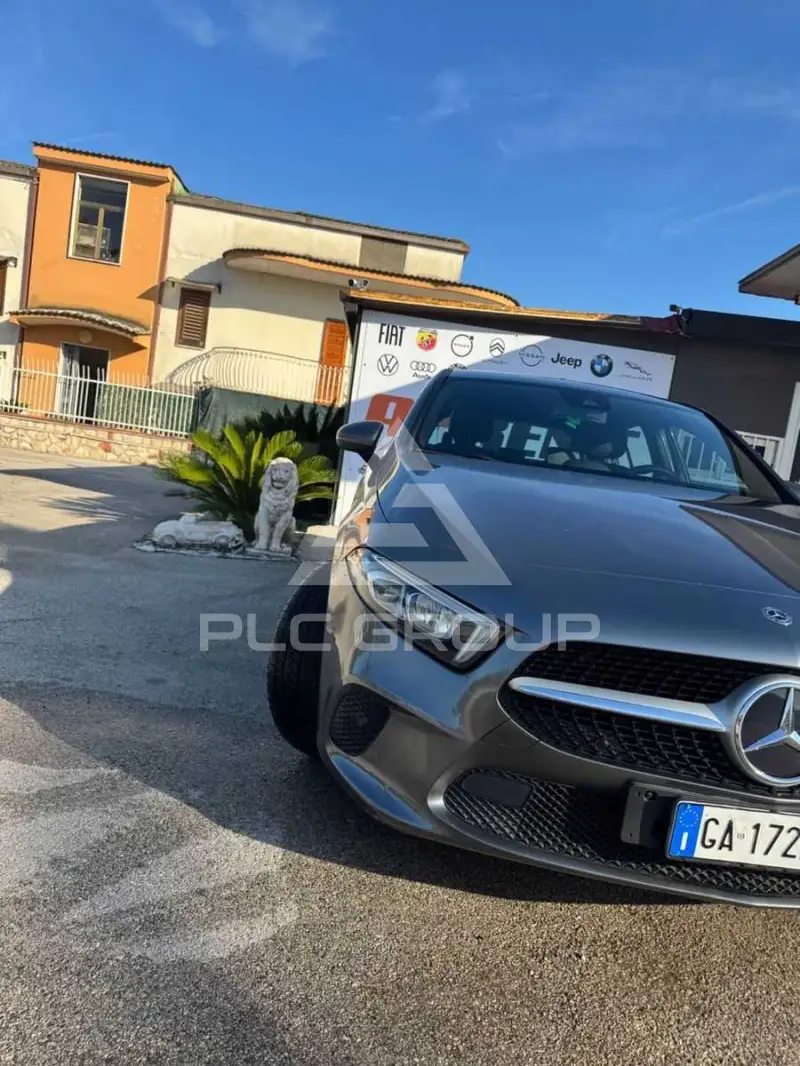 2020 Mercedes Benz A 180