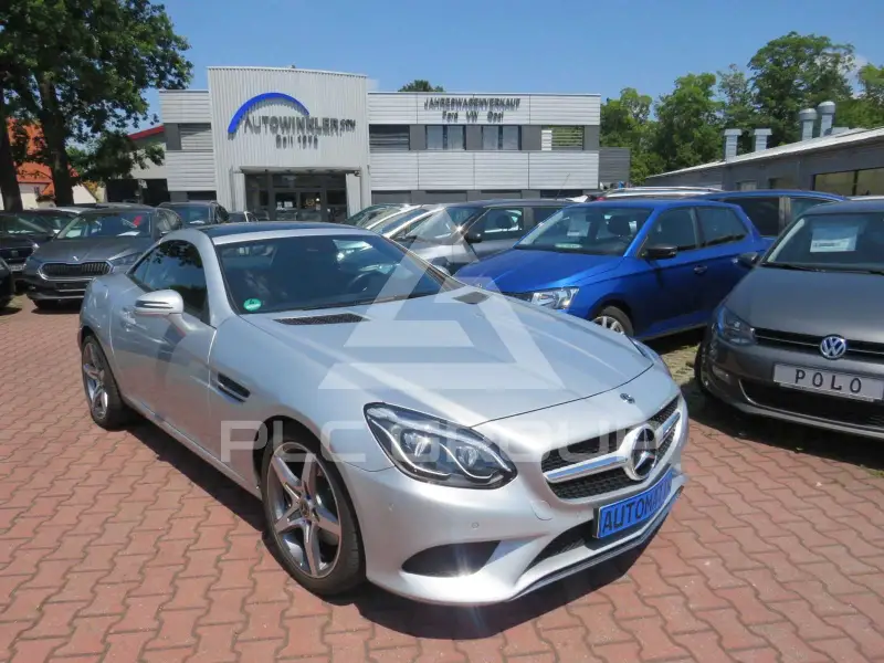 2020 Mercedes Benz SLC 200