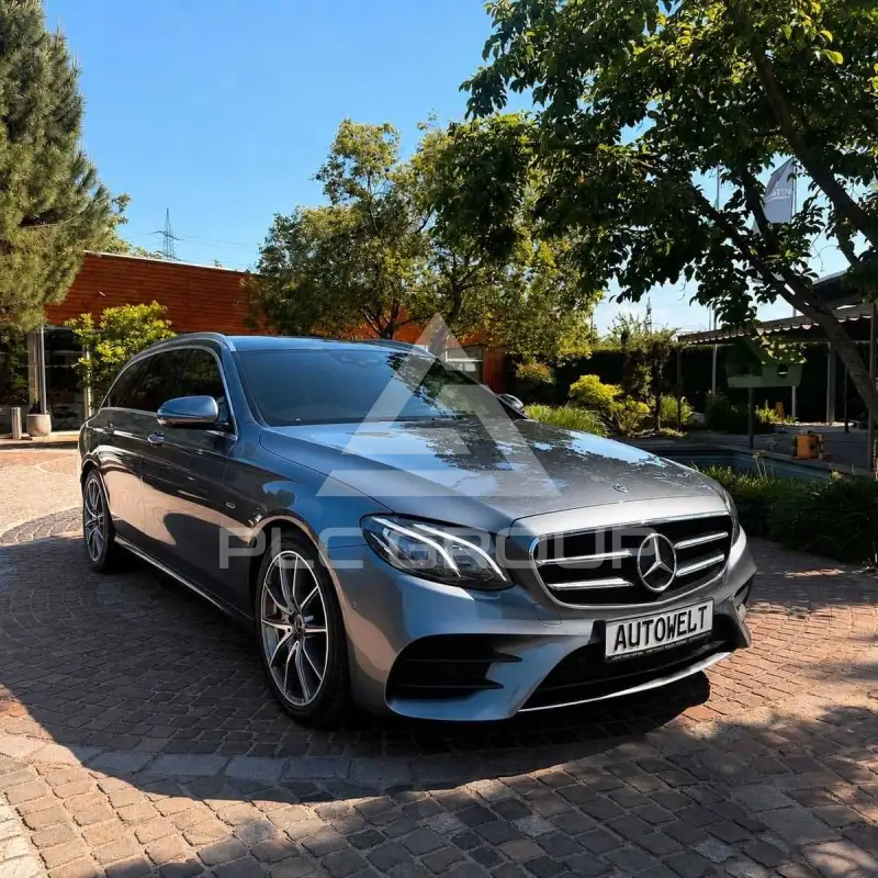 2020 Mercedes Benz E 300