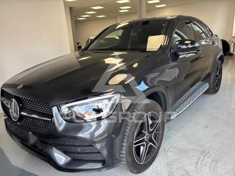 2020 Mercedes Benz GLC 300
