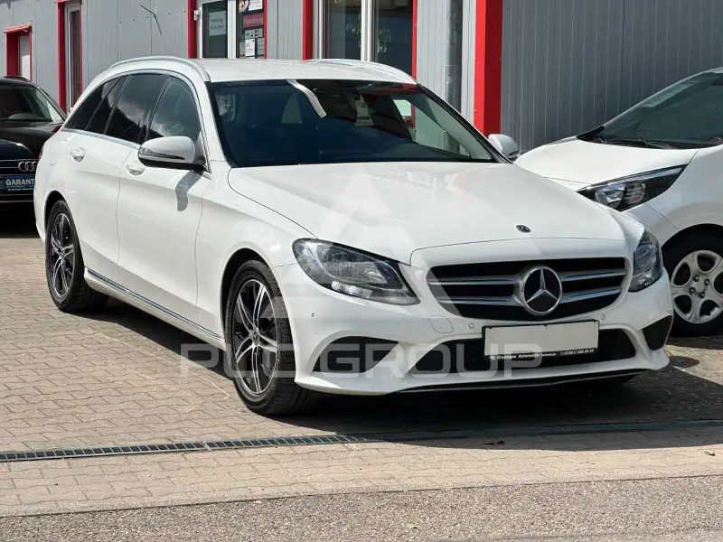 2020 Mercedes Benz C 220