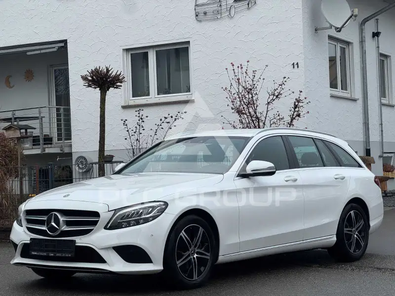 2020 Mercedes Benz C 220