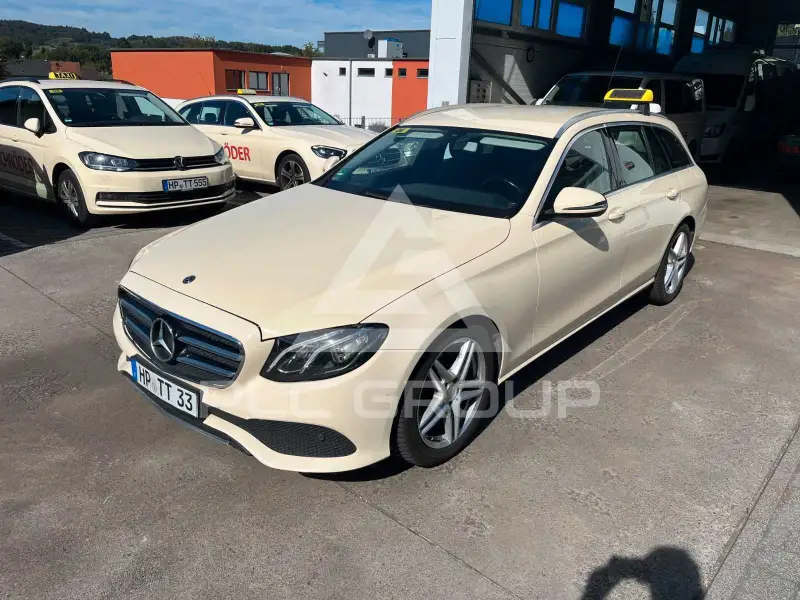 2020 Mercedes Benz E 200