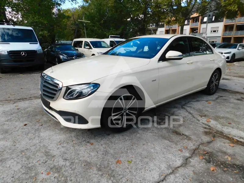 2020 Mercedes Benz E 200