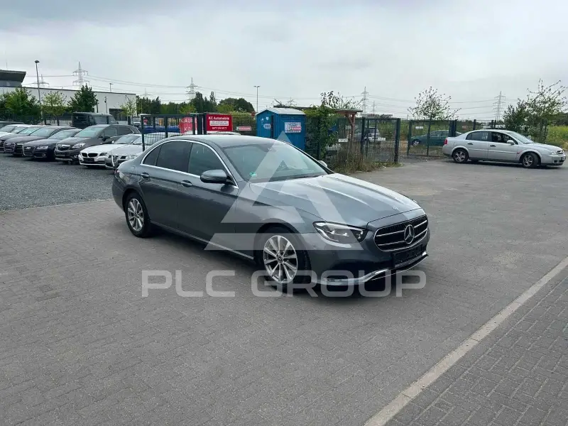 2020 Mercedes Benz E 200