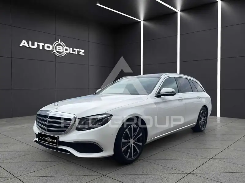 2020 Mercedes Benz E 200