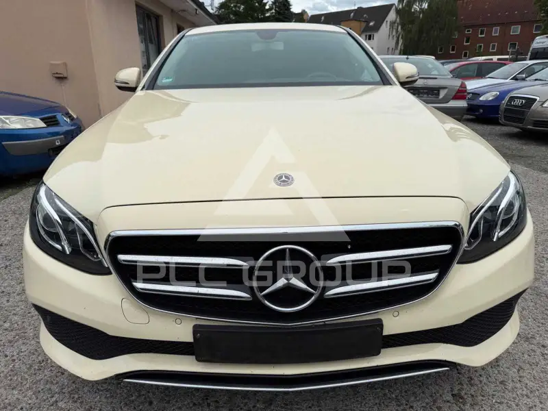 2020 Mercedes Benz E 200