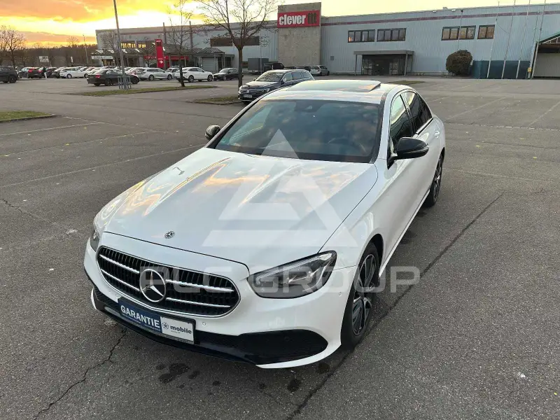 2020 Mercedes Benz E 200