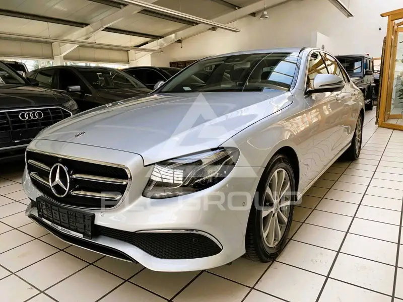2020 Mercedes Benz E 200