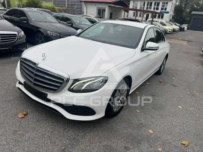 2020 Mercedes Benz E 200