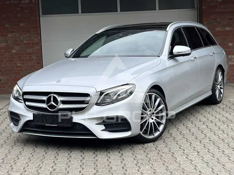 2020 Mercedes Benz E 200