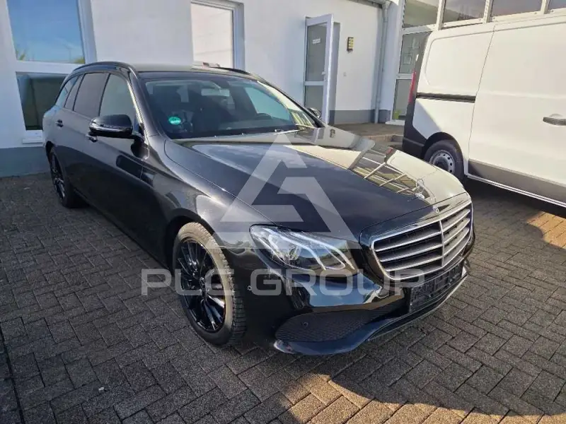 2020 Mercedes Benz E 220
