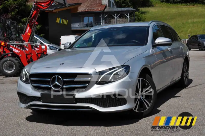 2020 Mercedes Benz E 220