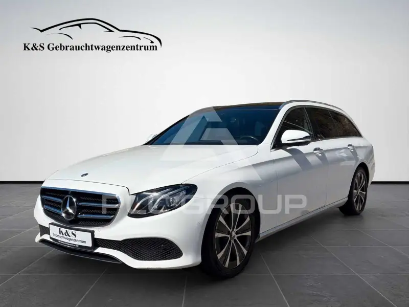 2020 Mercedes Benz E 220