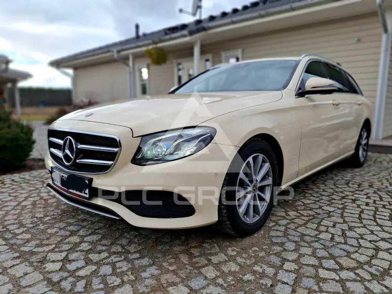 2020 Mercedes Benz E 220