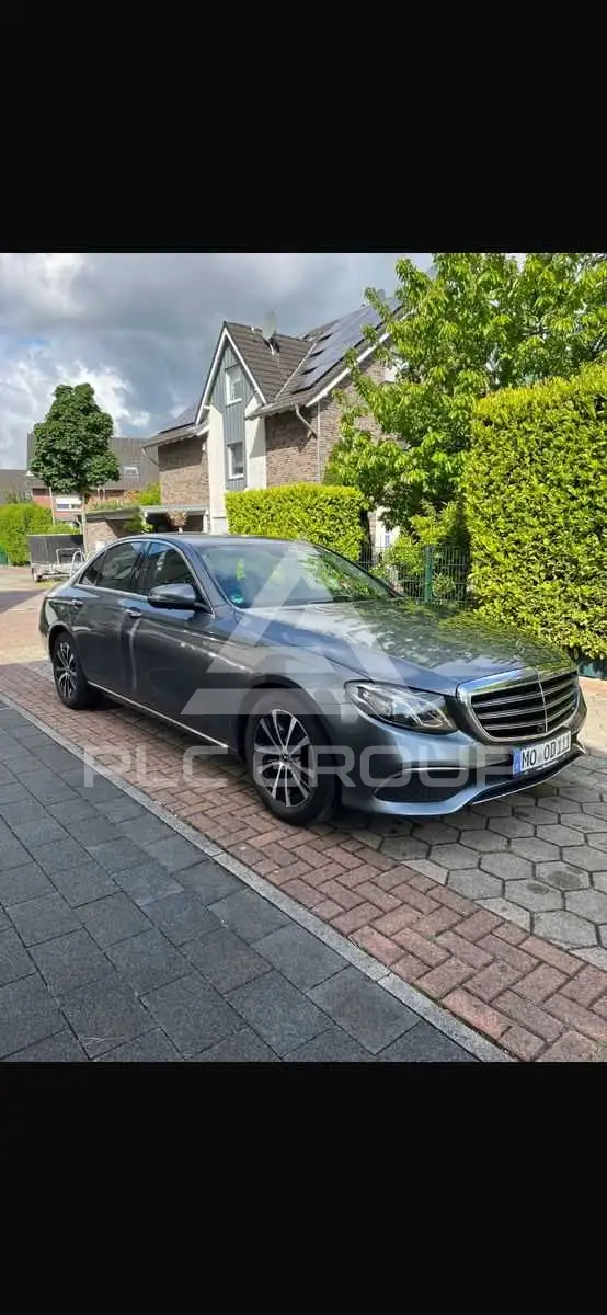 2020 Mercedes Benz E 220