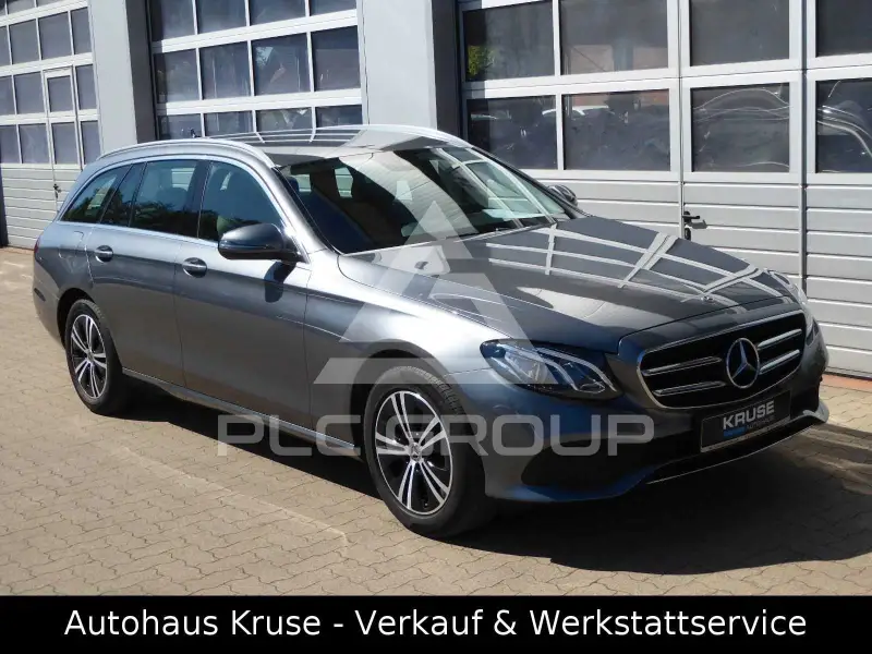 2020 Mercedes Benz E 220