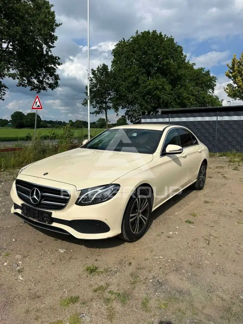 2020 Mercedes Benz E 220
