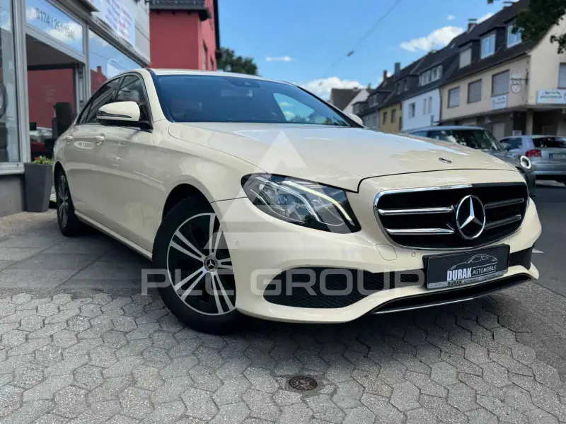 2020 Mercedes Benz E 220