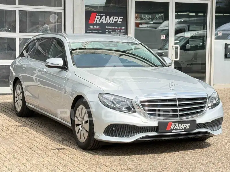 2020 Mercedes Benz E 220