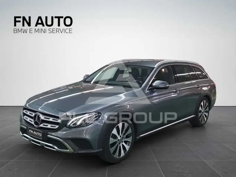 2020 Mercedes Benz E 220