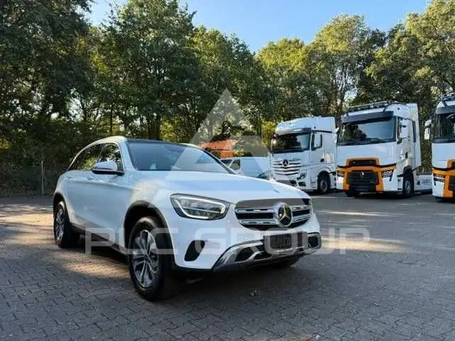 2020 Mercedes Benz GLC 200