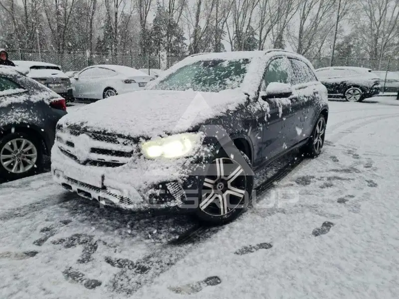 2020 Mercedes Benz GLC 200
