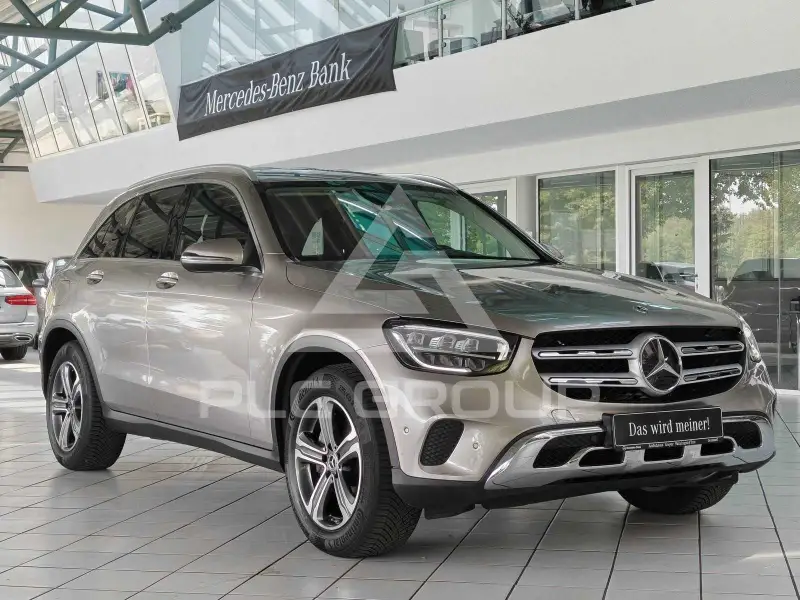 2020 Mercedes Benz GLC 200