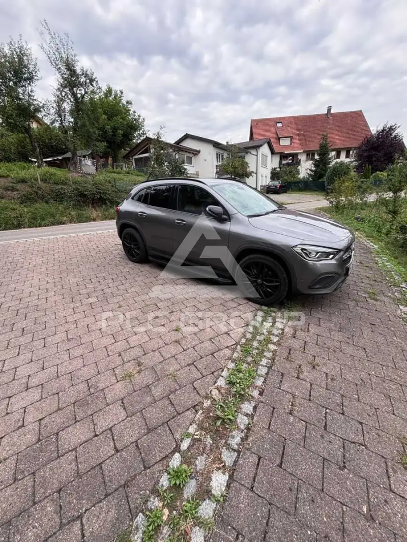 2020 Mercedes Benz GLA 220