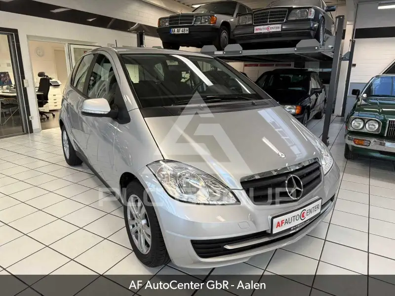 2020 Mercedes Benz A 160