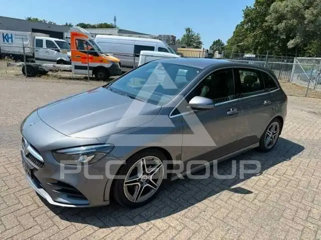 2020 Mercedes Benz B 180