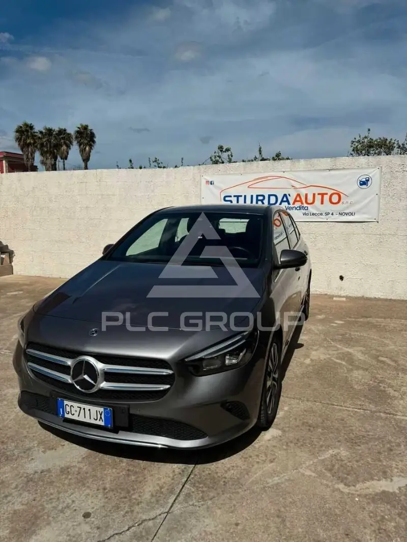 2020 Mercedes Benz B 180