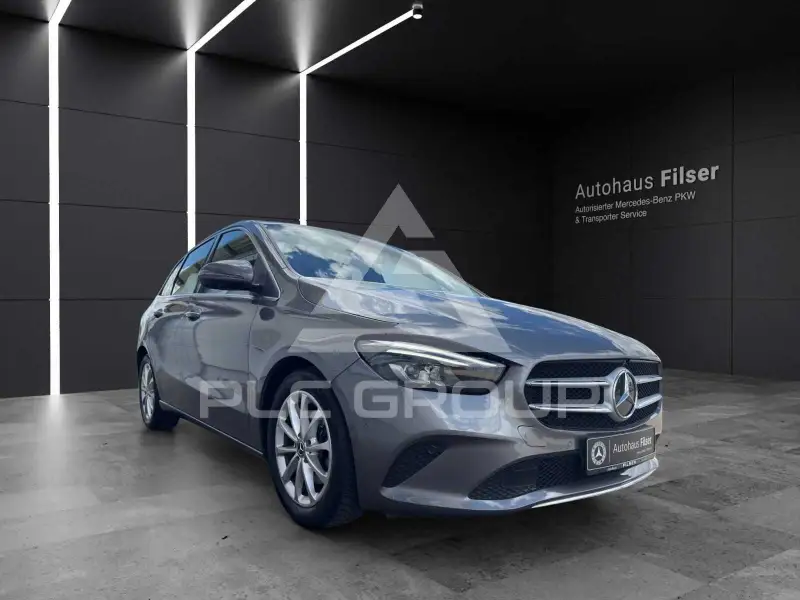2020 Mercedes Benz B 180