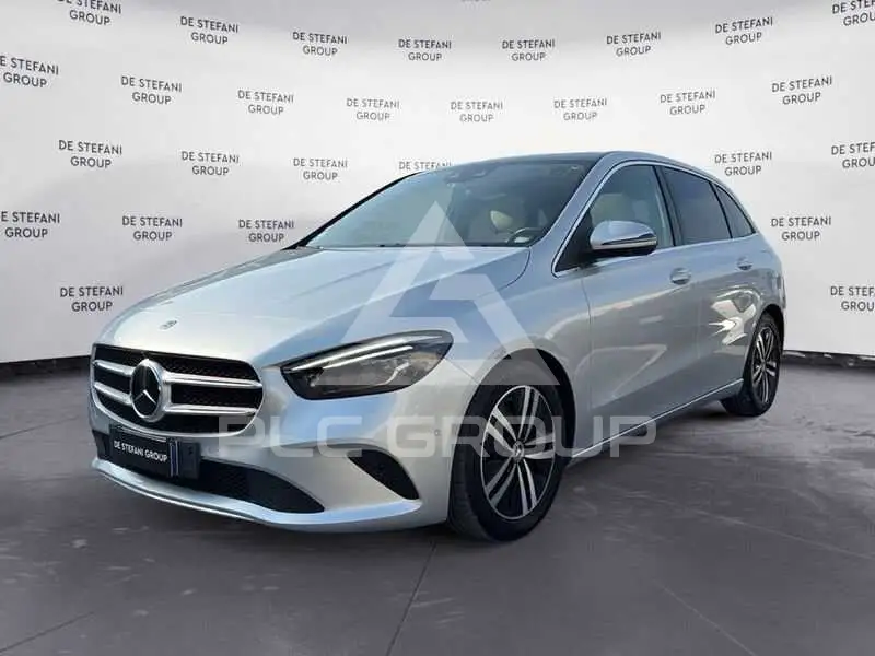 2020 Mercedes Benz B 180