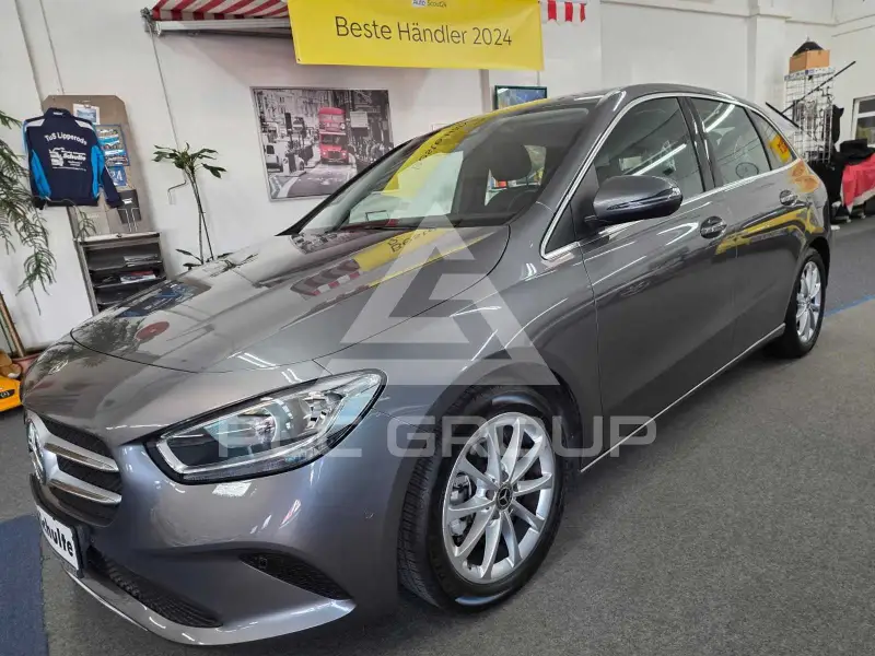 2020 Mercedes Benz B 180