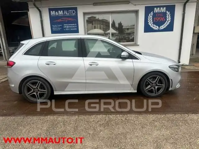 2020 Mercedes Benz B 180