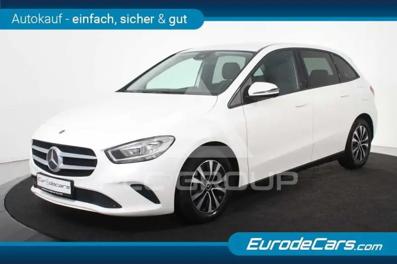 2020 Mercedes Benz B 180