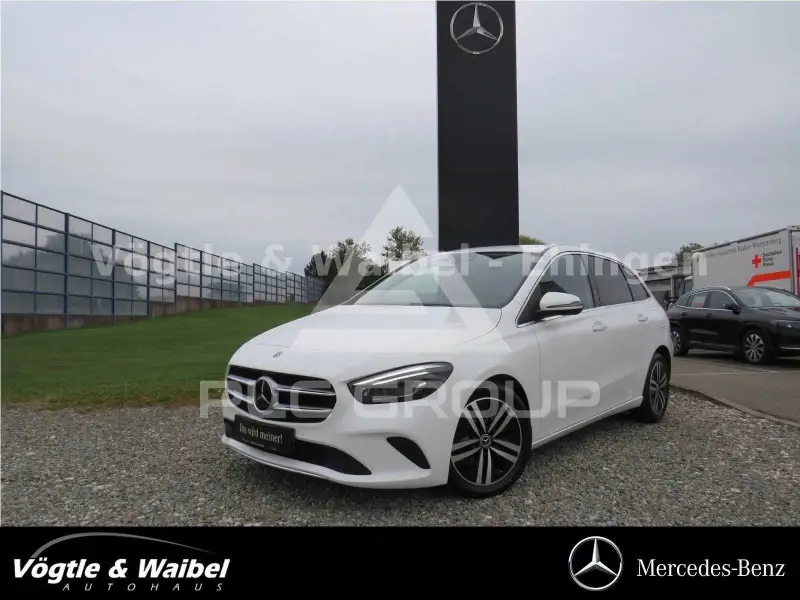 2020 Mercedes Benz B 220