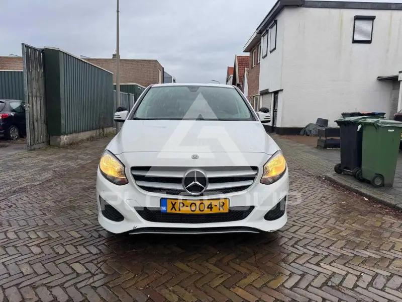 2020 Mercedes Benz B 220