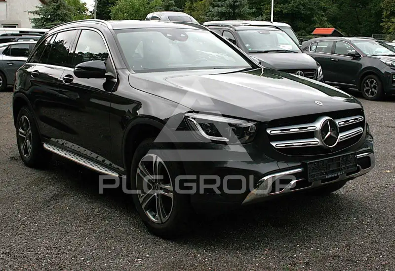 2020 Mercedes Benz GLC 220