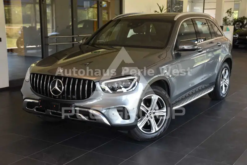 2020 Mercedes Benz GLC 220