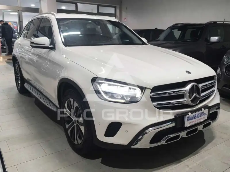 2020 Mercedes Benz GLC 220