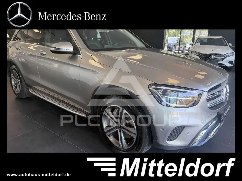 2020 Mercedes Benz GLC 220