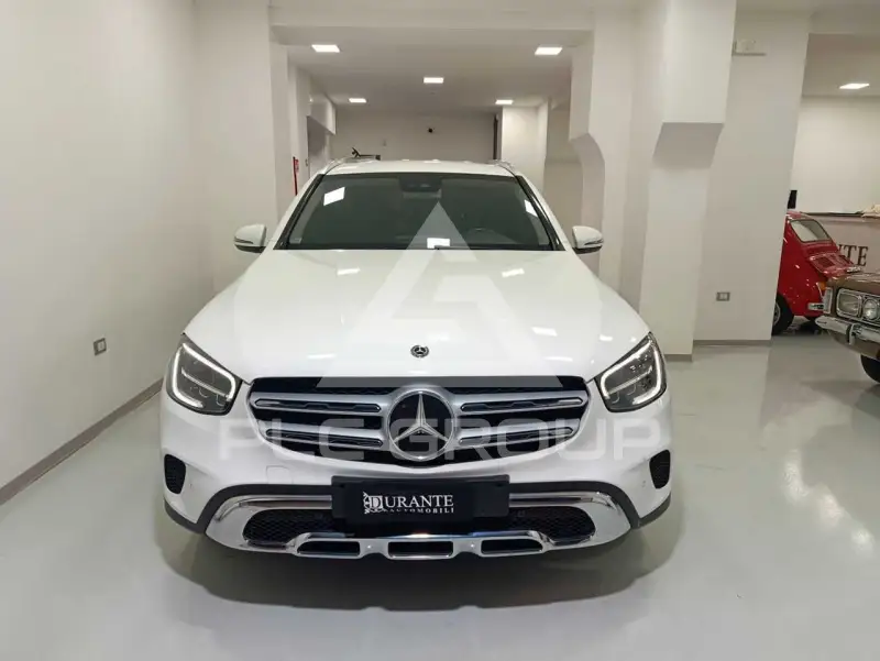 2020 Mercedes Benz GLC 220
